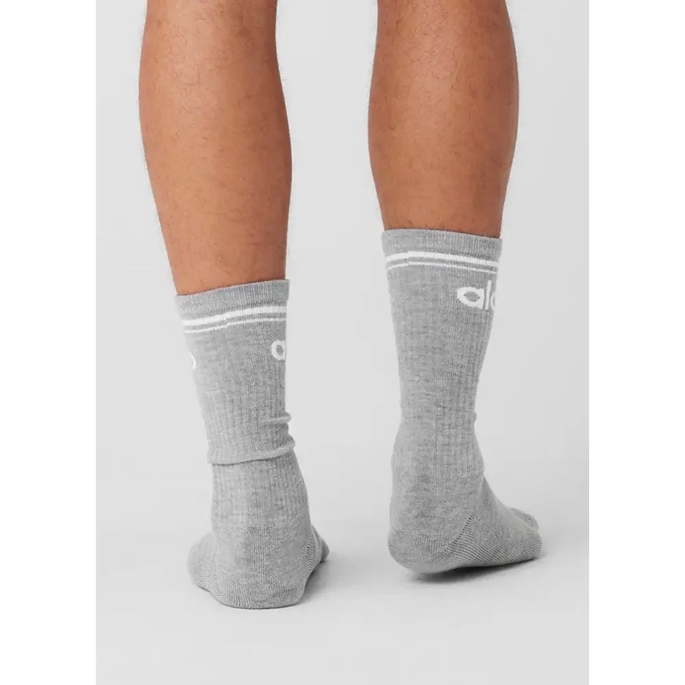 NWT alo Unisex Throwback Socks, Size M